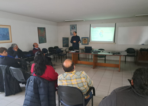 Indap capacita a productores de FEDAFRUC